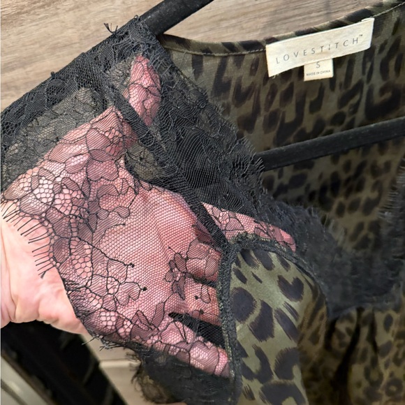 Lovestitch Leopard Print Blouse with Black Lace Small - Picture 5 of 5